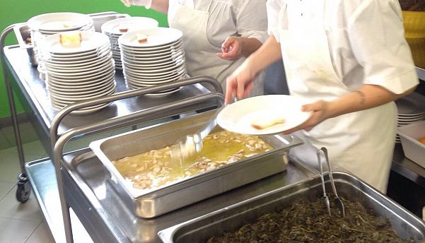 Si tratta delle cucine degli ospedali di Ribera e Canicattì. Il lotto delle attrezzature di...