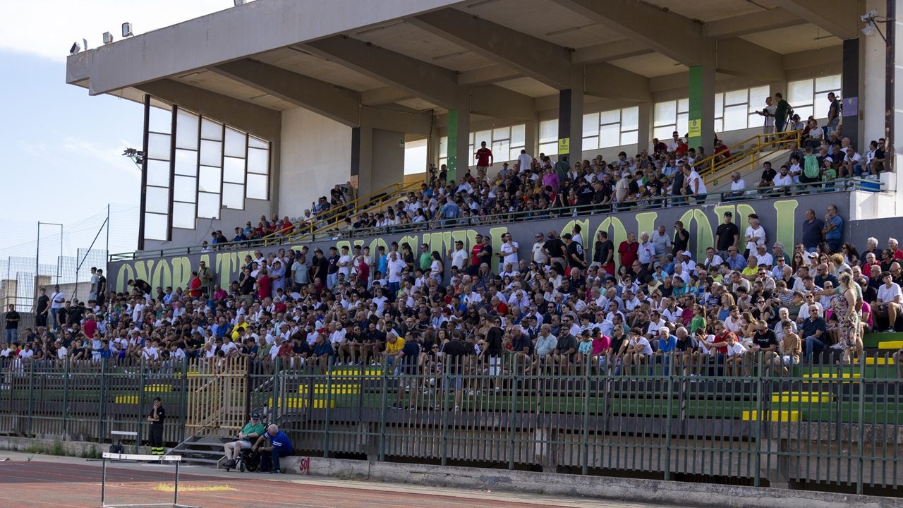 Il tecnico Iacono si dice soddisfatto per l’approccio e la qualità mostrata nel primo tempo,...