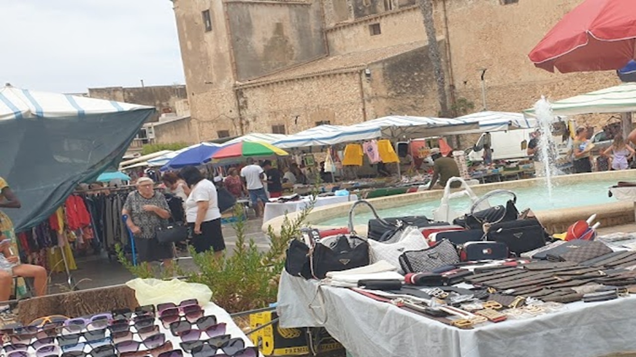 Il mercato settimanale di San Michele presenta diverse criticità. A cominciare dai parcheggi, alla mancanza...