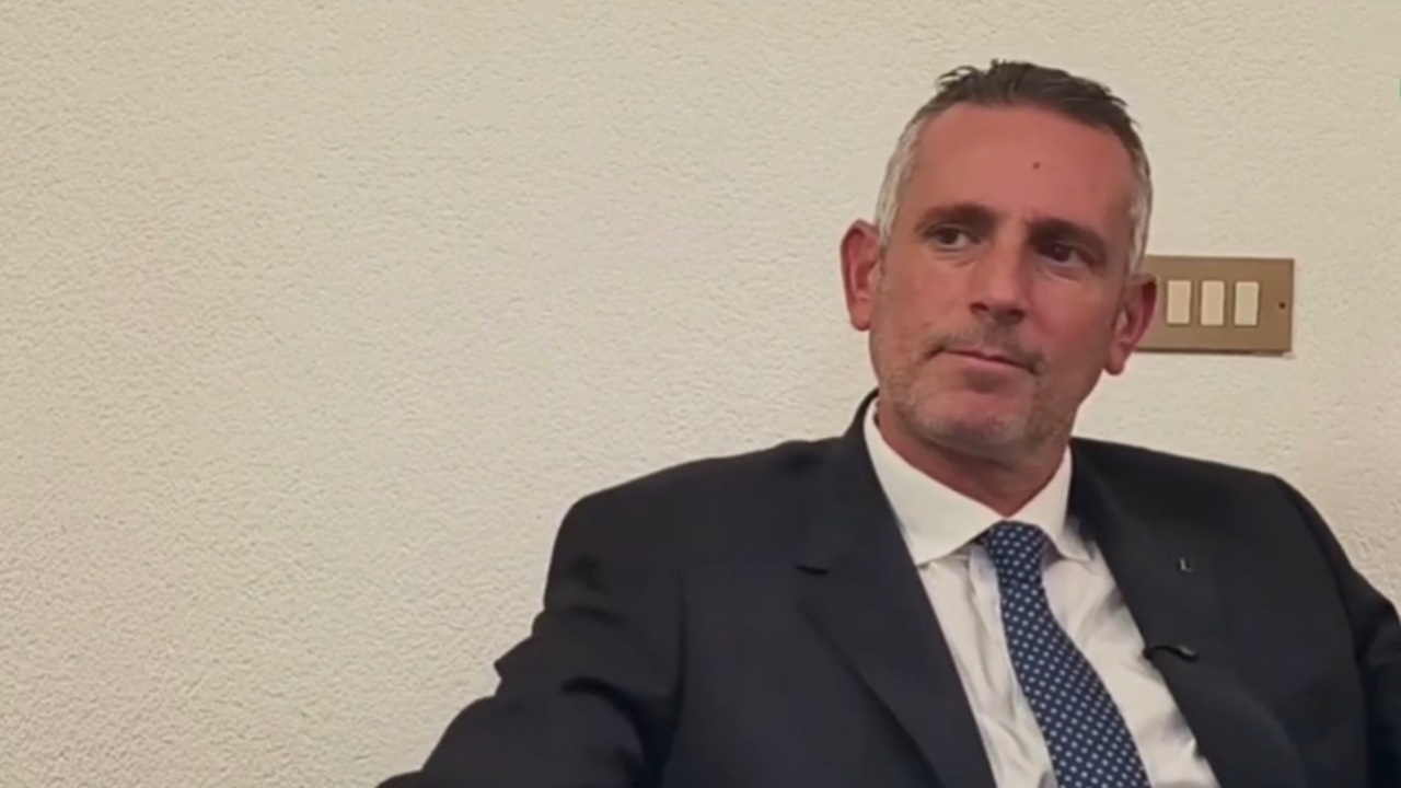 Assistito dall’avvocato Lillo Fiorello, nel corso di due ore e mezzo di interrogatorio, il deputato...