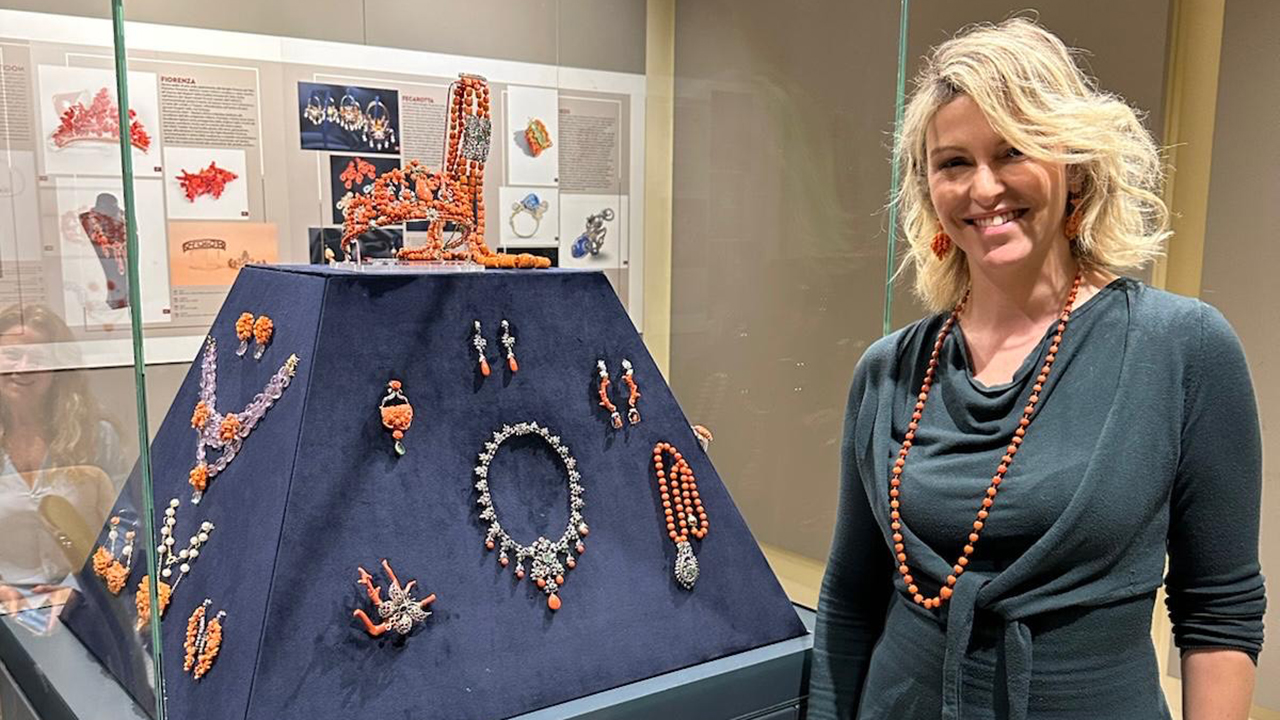 Nell’ambito dell’esposizione “L’età dell’oro”, le opere della designer artista orafa saccense dialogano con i capolavori del...