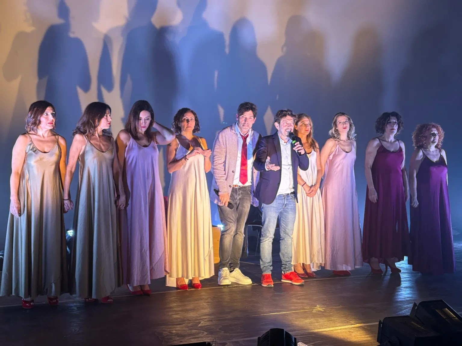 Il 10 gennaio la replica dello spettacolo in cui otto attrici raccontano fragilità, resistenza e...