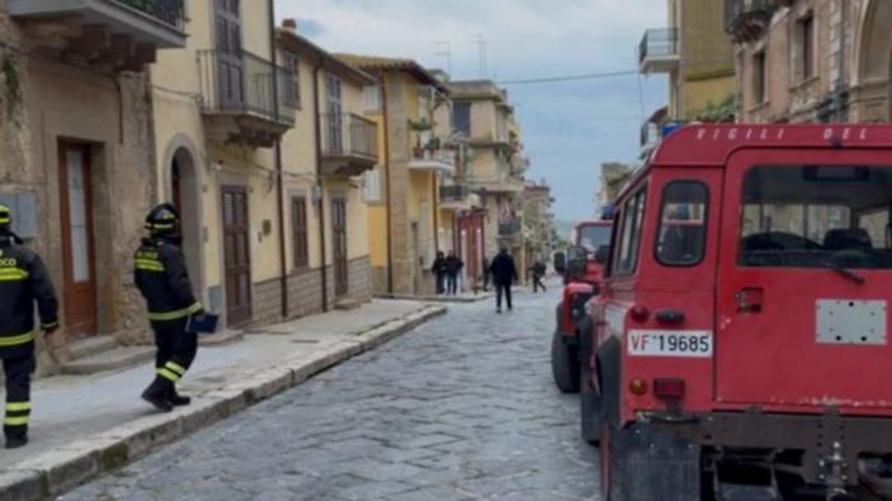 Secondo lo psicologo Marco Piccolo, il silenzio mediatico seguito al ciclone Harry rischia di aggravare...