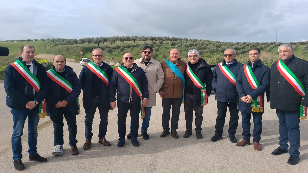 L’intervento di oggi riguarda la strada provinciale 32, dal bivio per Lucca sulla Ribera-Cianciana, fino...