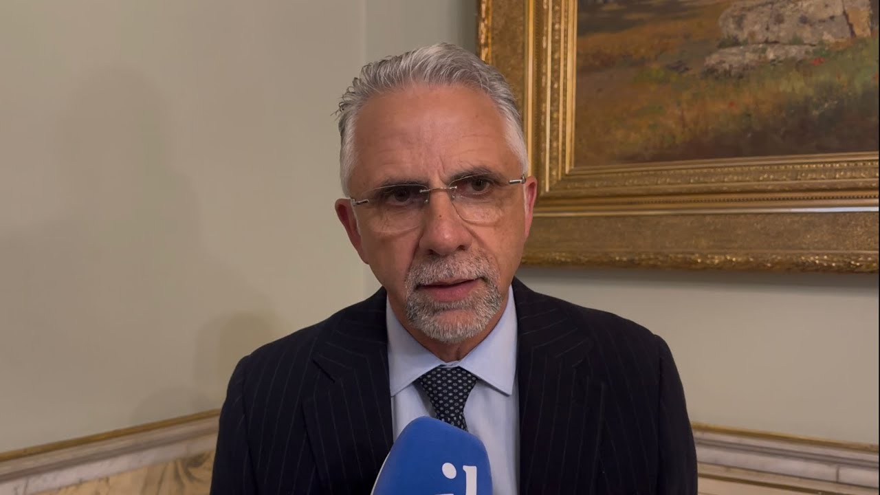 Sotto i riflettori la gestione amministrativa dell’ex primo cittadino di Modica: due inchieste parallele tra...